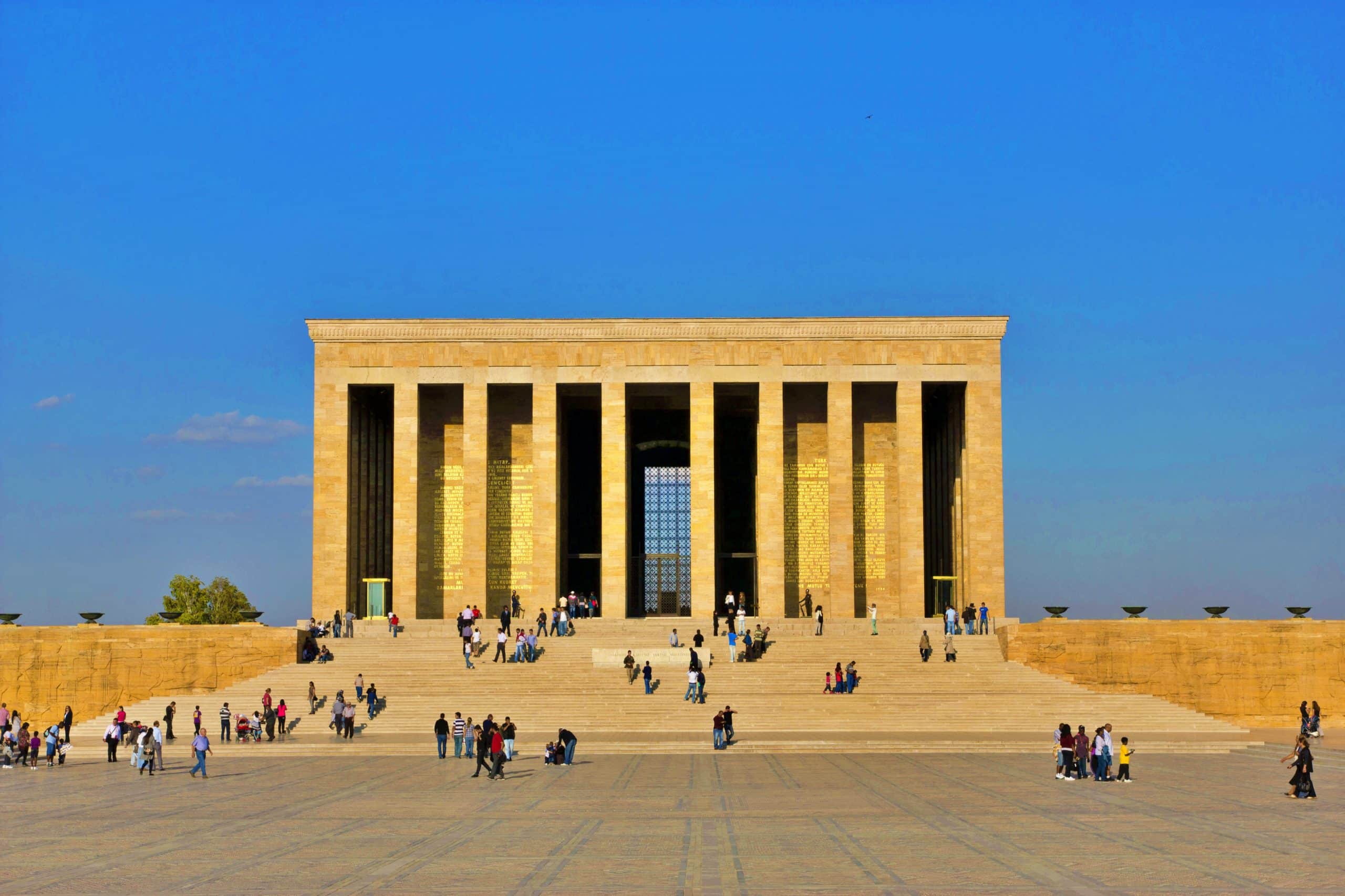 anitkabir featurred scaled