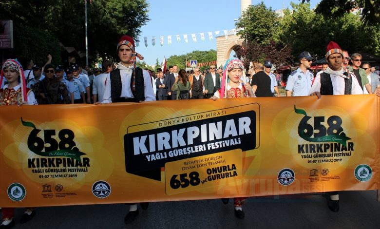 Kirkpinar-Yagli-Gures-Festivali-fdfg