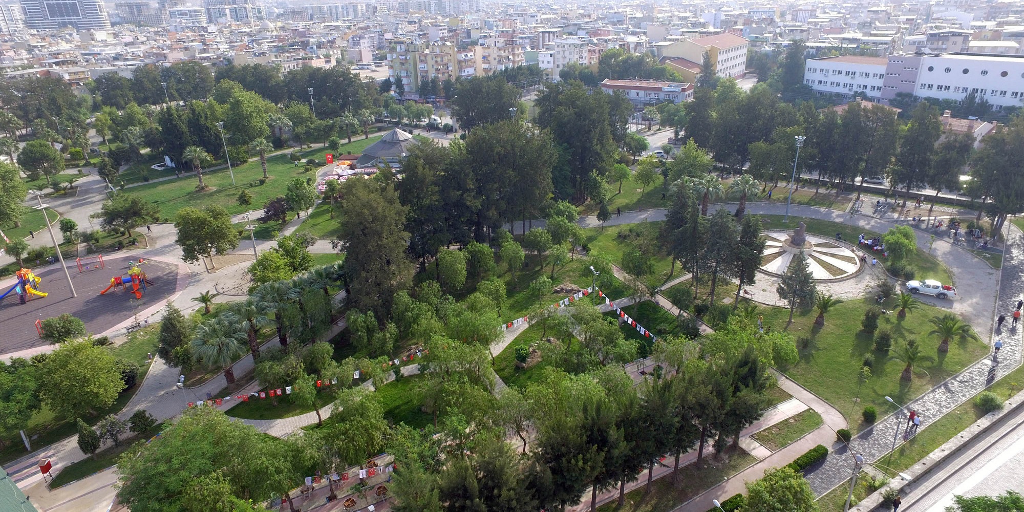 Karşıyaka Atatürk Parkı